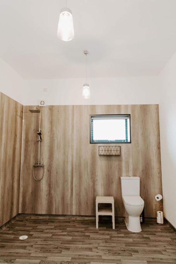 Lionheart Large Luxury Lodge - Sleeps 10- Dog Friendly,Near Sherwood Forest At Fairview Farm Nottingham Great For Family Gatherings ,Groups ,Parties Dış mekan fotoğraf