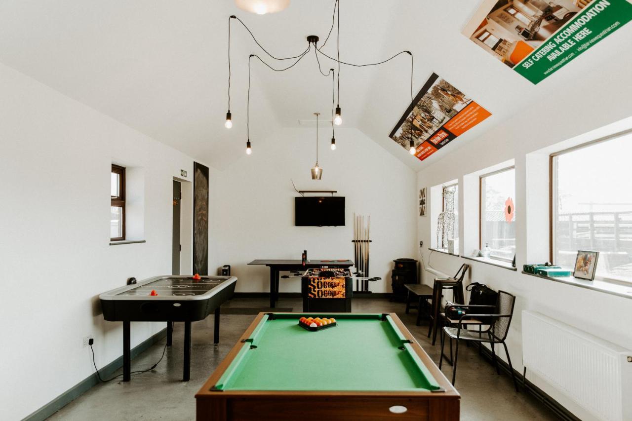 Lionheart Large Luxury Lodge - Sleeps 10- Dog Friendly,Near Sherwood Forest At Fairview Farm Nottingham Great For Family Gatherings ,Groups ,Parties Dış mekan fotoğraf