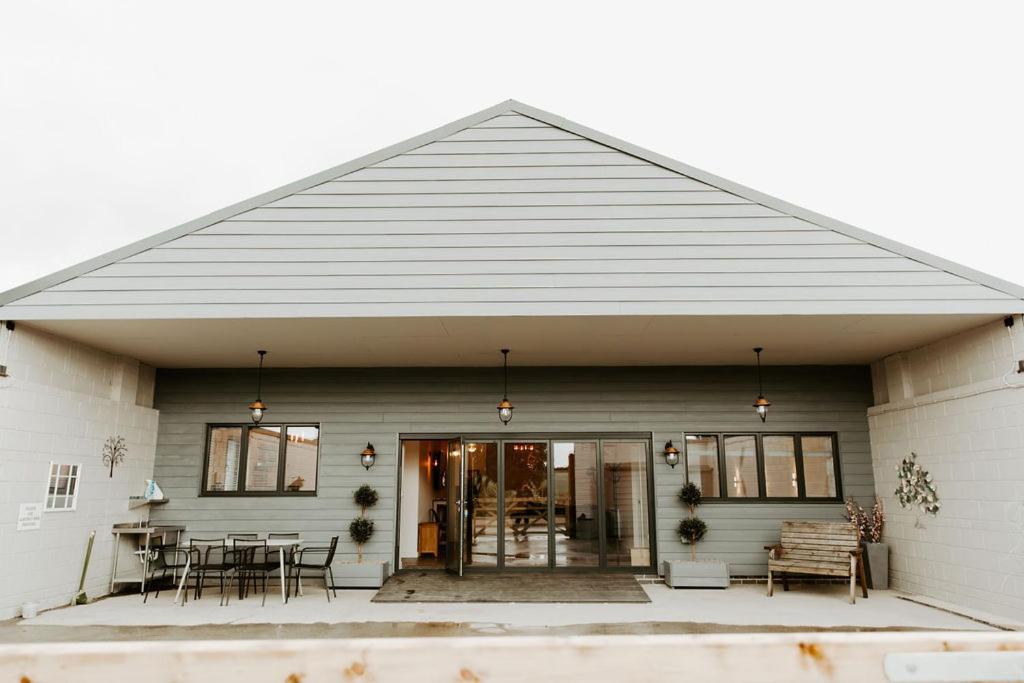 Lionheart Large Luxury Lodge - Sleeps 10- Dog Friendly,Near Sherwood Forest At Fairview Farm Nottingham Great For Family Gatherings ,Groups ,Parties Dış mekan fotoğraf