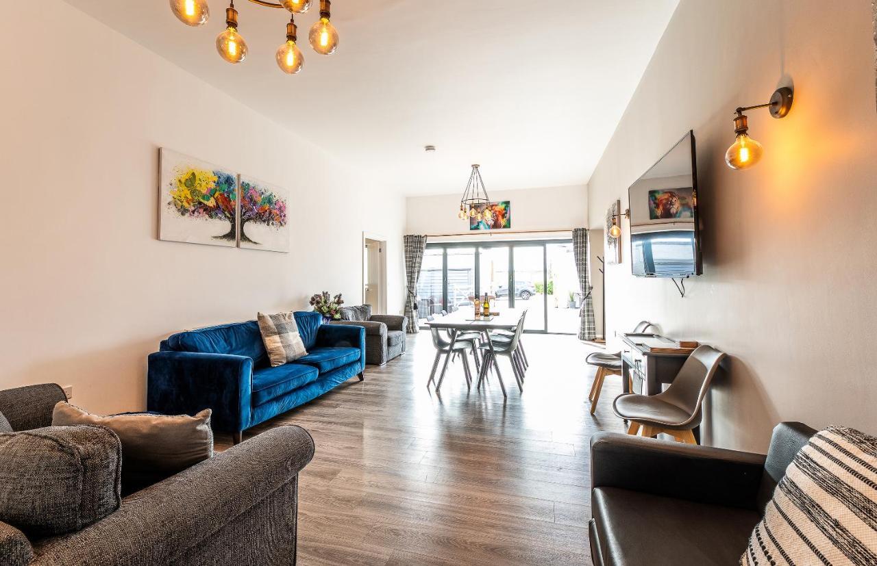 Lionheart Large Luxury Lodge - Sleeps 10- Dog Friendly,Near Sherwood Forest At Fairview Farm Nottingham Great For Family Gatherings ,Groups ,Parties Dış mekan fotoğraf